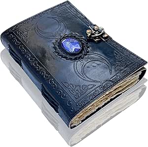 Buch der Schatten oder Grimoire für deine magischen Notizen